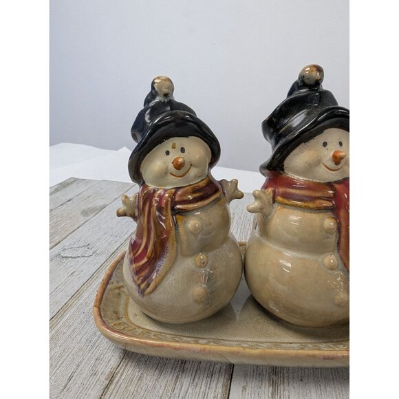 Snowmen Vintage Look Salt and Pepper Shakers with Tray 4 1/2"Tall - Picture 3 of 9